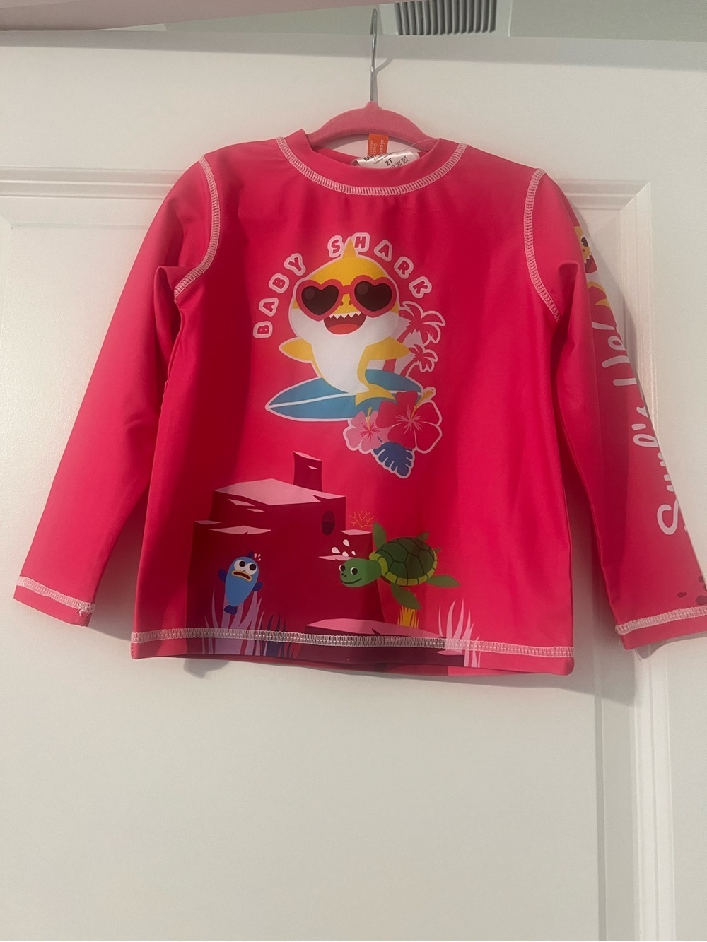 Pinkfong Baby Shark Pink Long-Sleeve Kids Rashguard - Picture 6 of 9